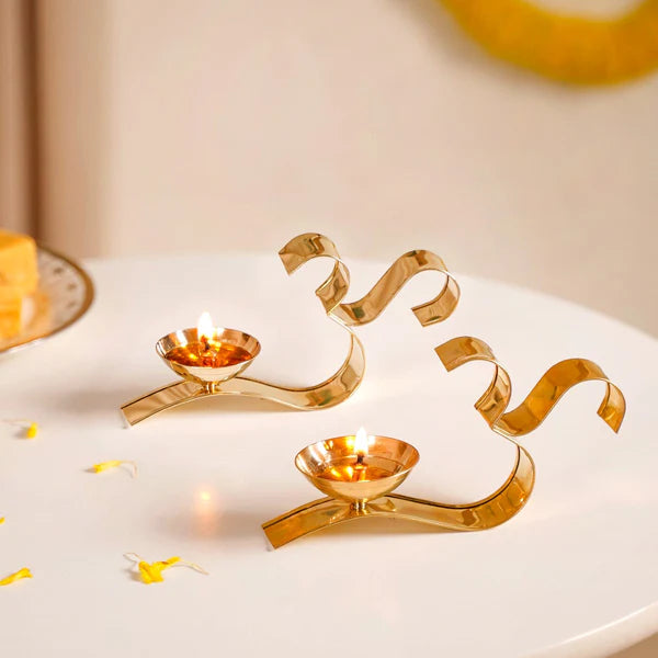 Om Brass Aarti Diya With Handle Oil Lamp Set Of 2 Gold