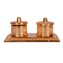 Decorative metal Kumkum box – handcrafted Sindoor Dabbi for religious ceremonies and festivals.