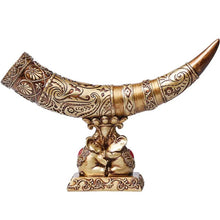 Home decoration ornaments for Living Room Resin Sculpture